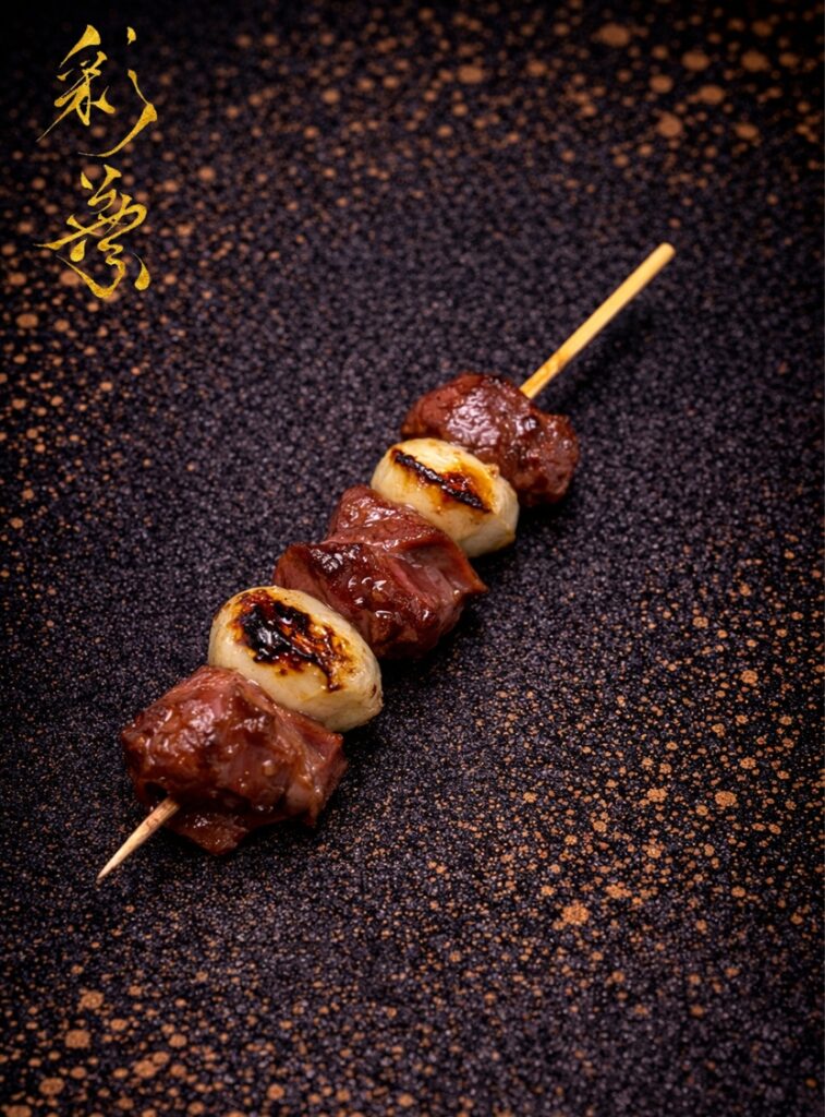 港区赤坂で北海地鶏IIの本格焼き鳥を楽しめる彩葉の串料理