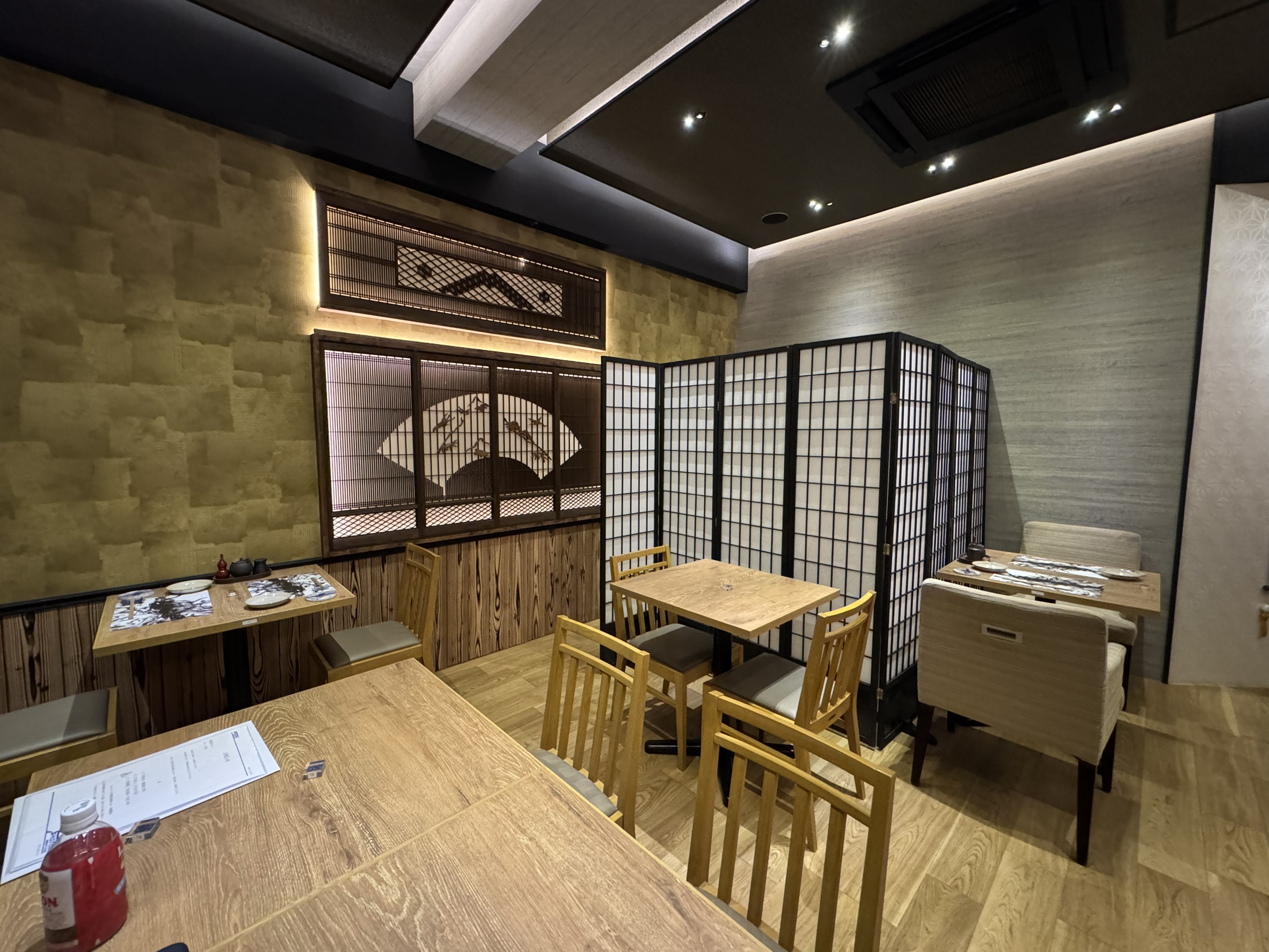 赤坂で蟹料理を楽しめる半個室のある居酒屋