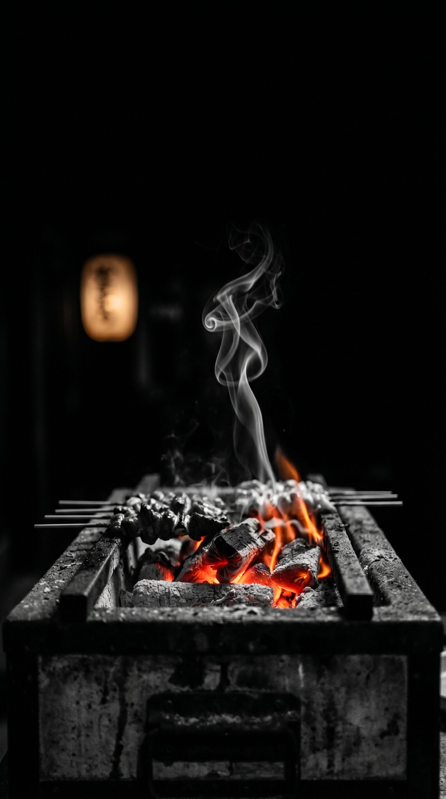 赤坂 Hidden Ryokan Tokyo 彩葉 IROHA の炭火焼き鳥と和空間